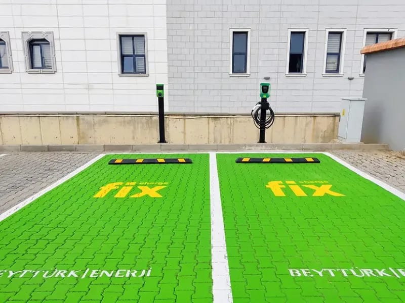 Yalova Üniversitesi Rektörlük Binası